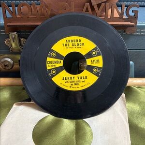 Jerry Vale Go Chase a Moonbeam / Around the Clock 1A 1B 1st Press 7" 45 Vinyl